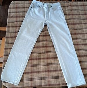 Levi's 501 light blue wash 32x32